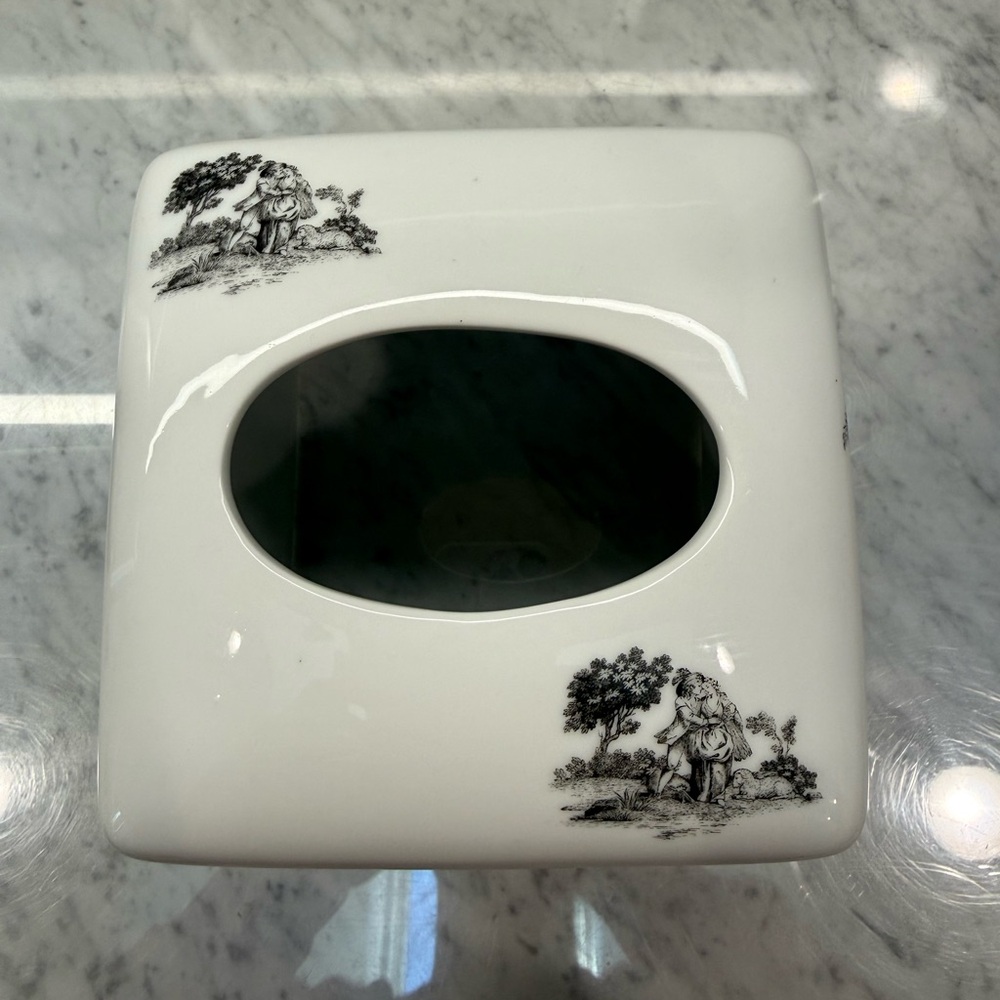 Vintage Liette International Hand Decorated Porcelain Napkin Holder - Picture 2 of 8